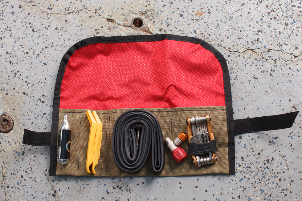 mtb tool roll